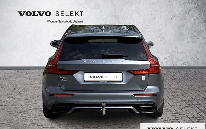 Volvo V60 cena 244900 przebieg: 54059, rok produkcji 2020 z Toruń małe 781